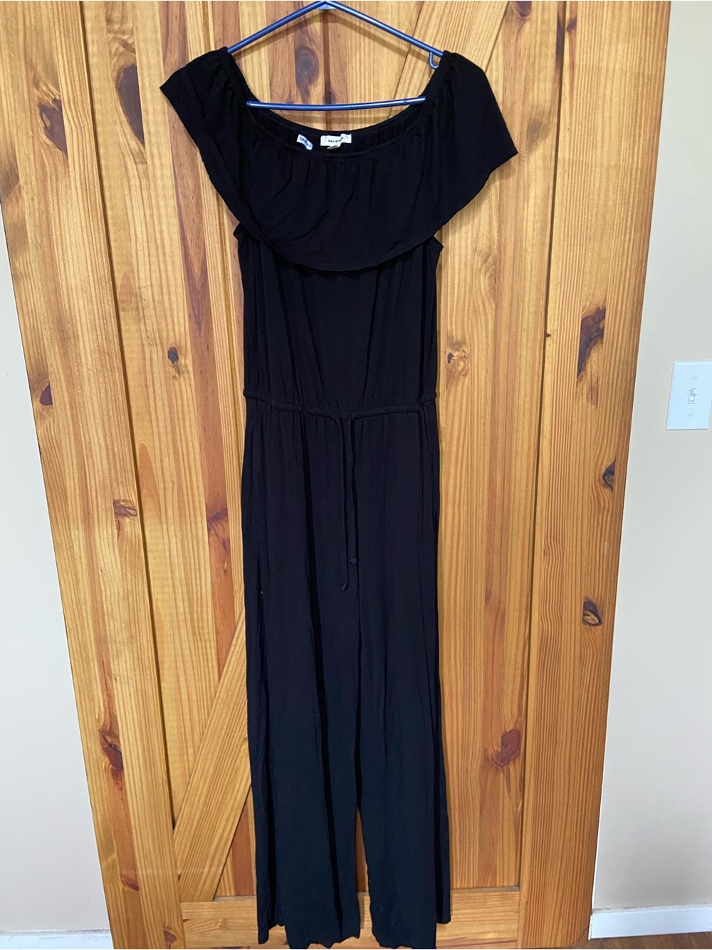 Max Studio Black Elastic Waist jumpsuit with pockets, stretchy waistband